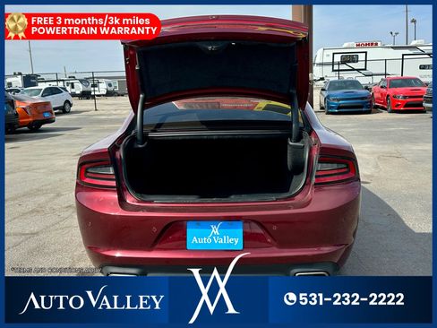 Used 2019 Dodge Charger SXT w/ Leather Interior Group image 41