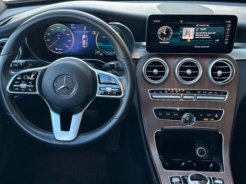 Used 2019 Mercedes-Benz C 300 4MATIC Sedan image 14