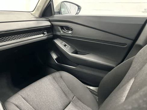 Used 2026 Honda Accord SE image 13