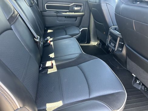 Used 2025 RAM 2500 Laramie AWD/4WD image 13