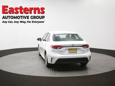 Used 2023 Toyota Corolla LE FWD image 38