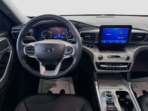 Used 2023 Ford Explorer XLT w/ Equipment Group 202A image 21