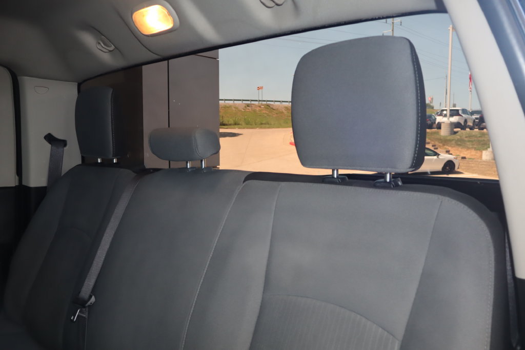Used 2021 RAM 1500 Classic SLT AWD/4WD image 31