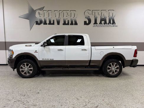 Used 2022 RAM 2500 Limited AWD/4WD image 1