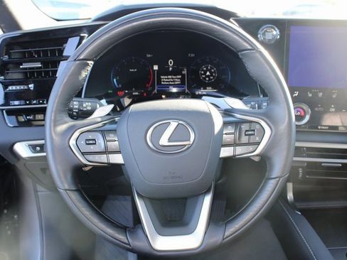 Certified 2025 Lexus RX 350 Premium image 16