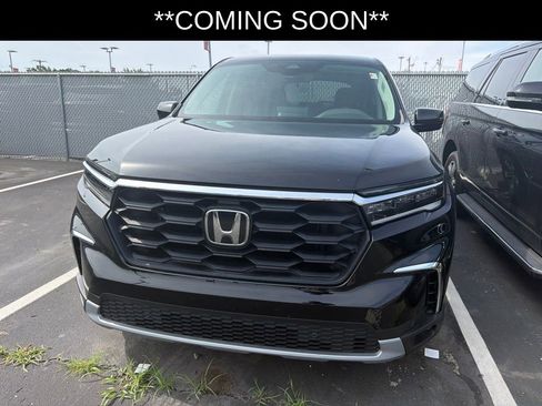 Used 2023 Honda Pilot EX-L image 2