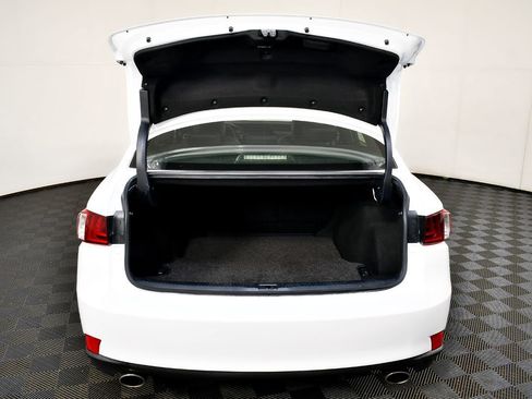 Used 2016 Lexus IS 300 AWD image 14