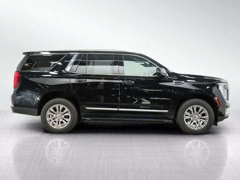 Used 2025 GMC Yukon Denali AWD/4WD image 6