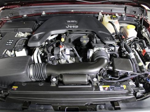 Used 2021 Jeep Wrangler Rubicon image 8