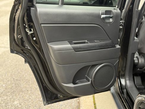 Used 2016 Jeep Compass Sport w/ Power Value Group image 24