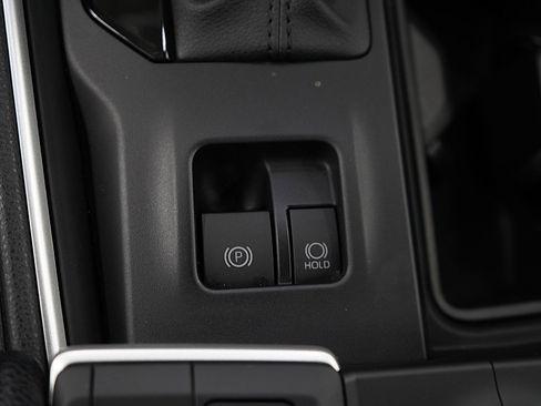 Used 2025 Toyota Grand Highlander FWD image 26