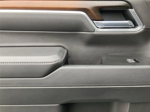 Used 2025 GMC Sierra 1500 Denali w/ Denali Reserve Package image 31