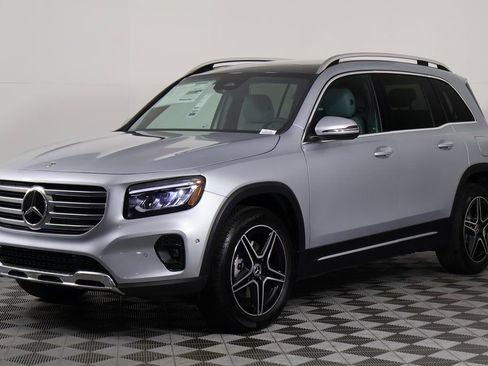 New 2026 Mercedes-Benz GLB 250 image 1