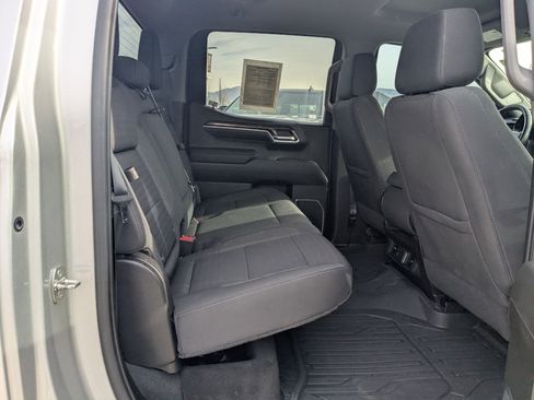 Used 2022 GMC Sierra 1500 Elevation w/ LPO, Elevation Black Package image 32