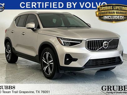 Used 2023 Volvo XC40 B4 Plus