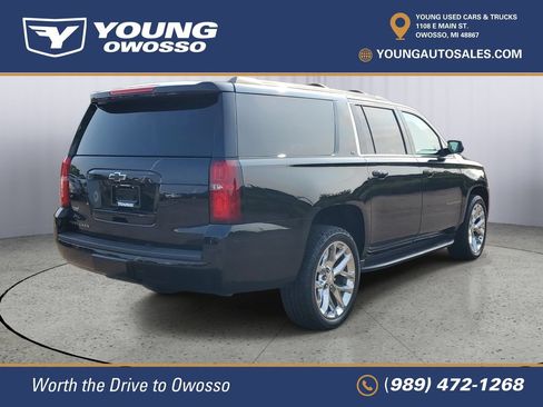 Used 2020 Chevrolet Suburban LT AWD/4WD image 3