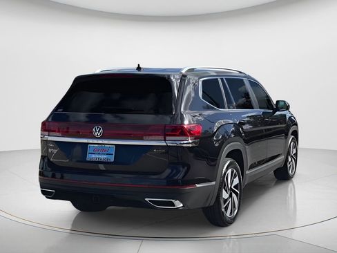 Used 2025 Volkswagen Atlas SEL image 8