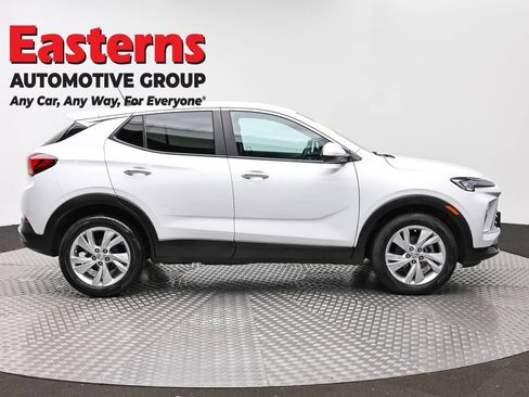Used 2024 Buick Encore GX Preferred FWD image 4