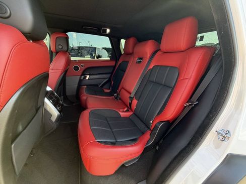 Used 2019 Land Rover Range Rover Sport HST AWD/4WD image 14