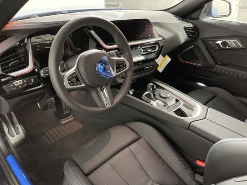 Certified 2022 BMW Z4 sDrive30i w/ M Sport Package image 12