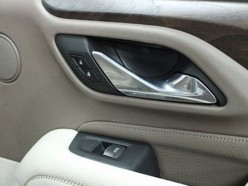 Used 2021 GMC Yukon Denali image 13