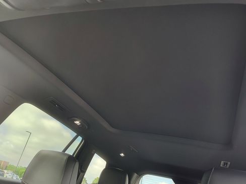 New 2025 Cadillac XT6 Luxury w/ LPO, Premium Carpet Package image 25