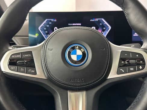 Certified 2023 BMW i4 eDrive40 w/ M Sport Package image 16