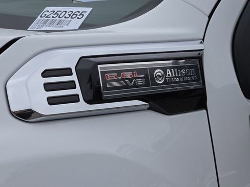 New 2025 GMC Sierra 3500 Pro w/ Convenience Package image 5