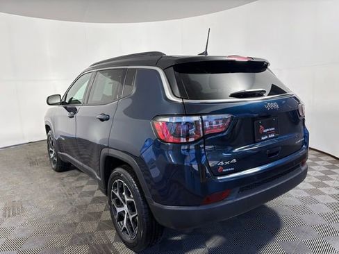 Certified 2024 Jeep Compass Limited AWD/4WD image 9
