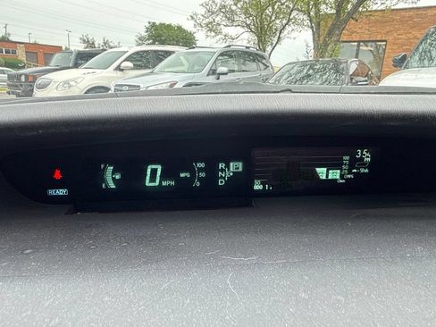 Used 2011 Toyota Prius Three w/ Navigation Pkg FWD image 9