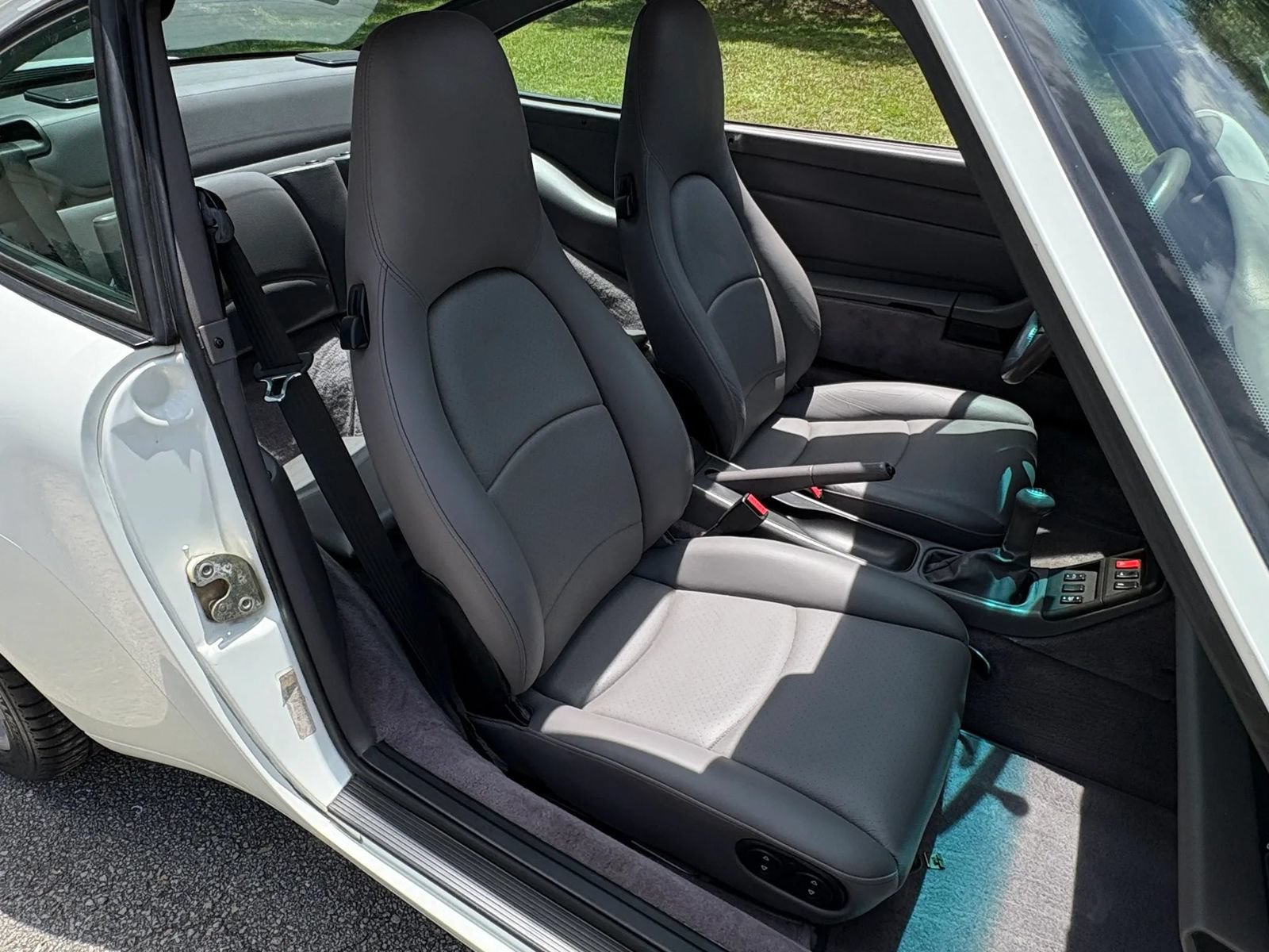 Used 1995 Porsche 911 Carrera image 13