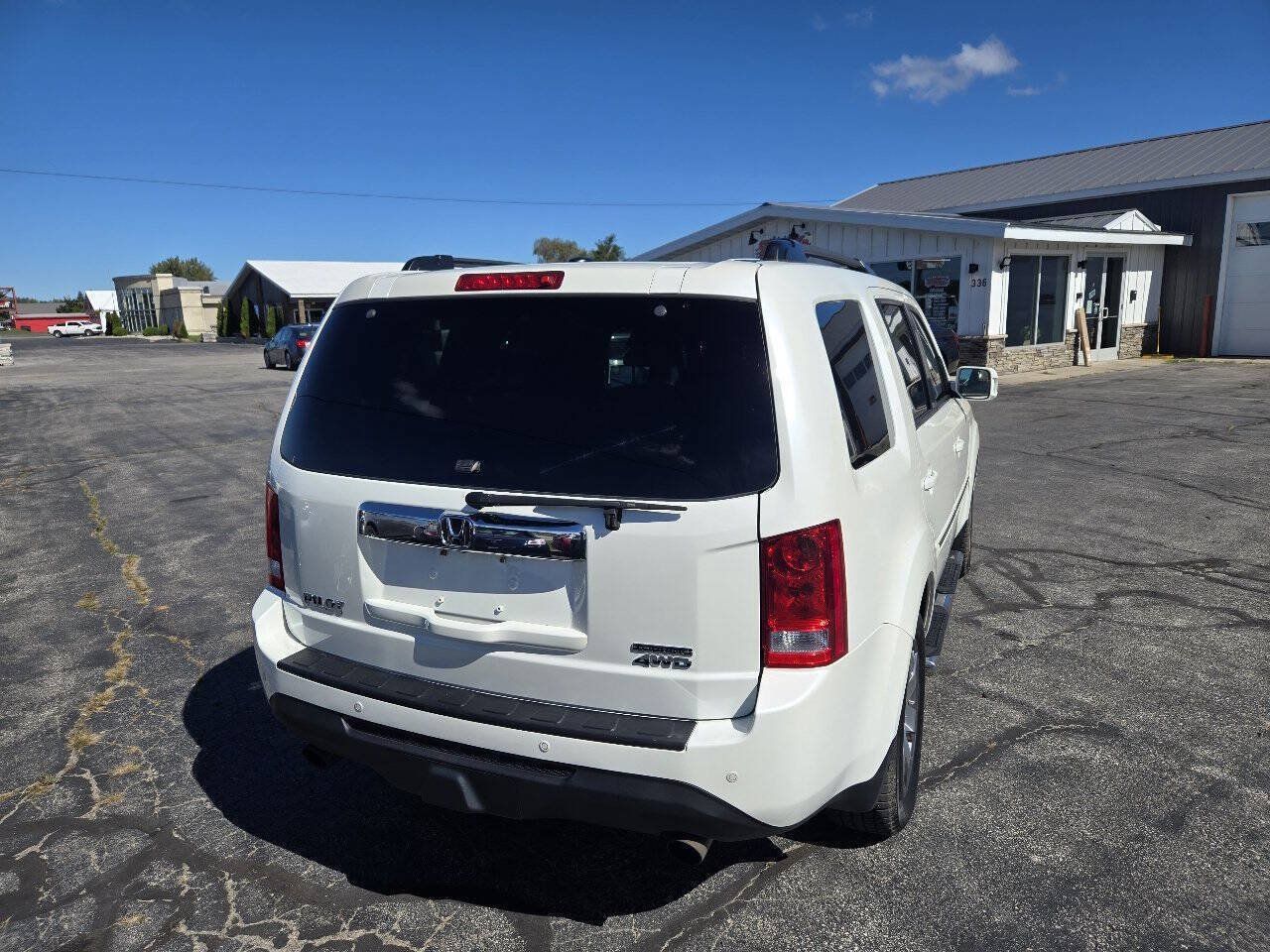 Used 2015 Honda Pilot Touring image 10