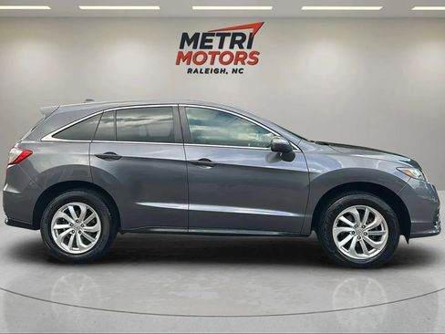 Used 2018 Acura RDX AWD w/ Technology Package image 4