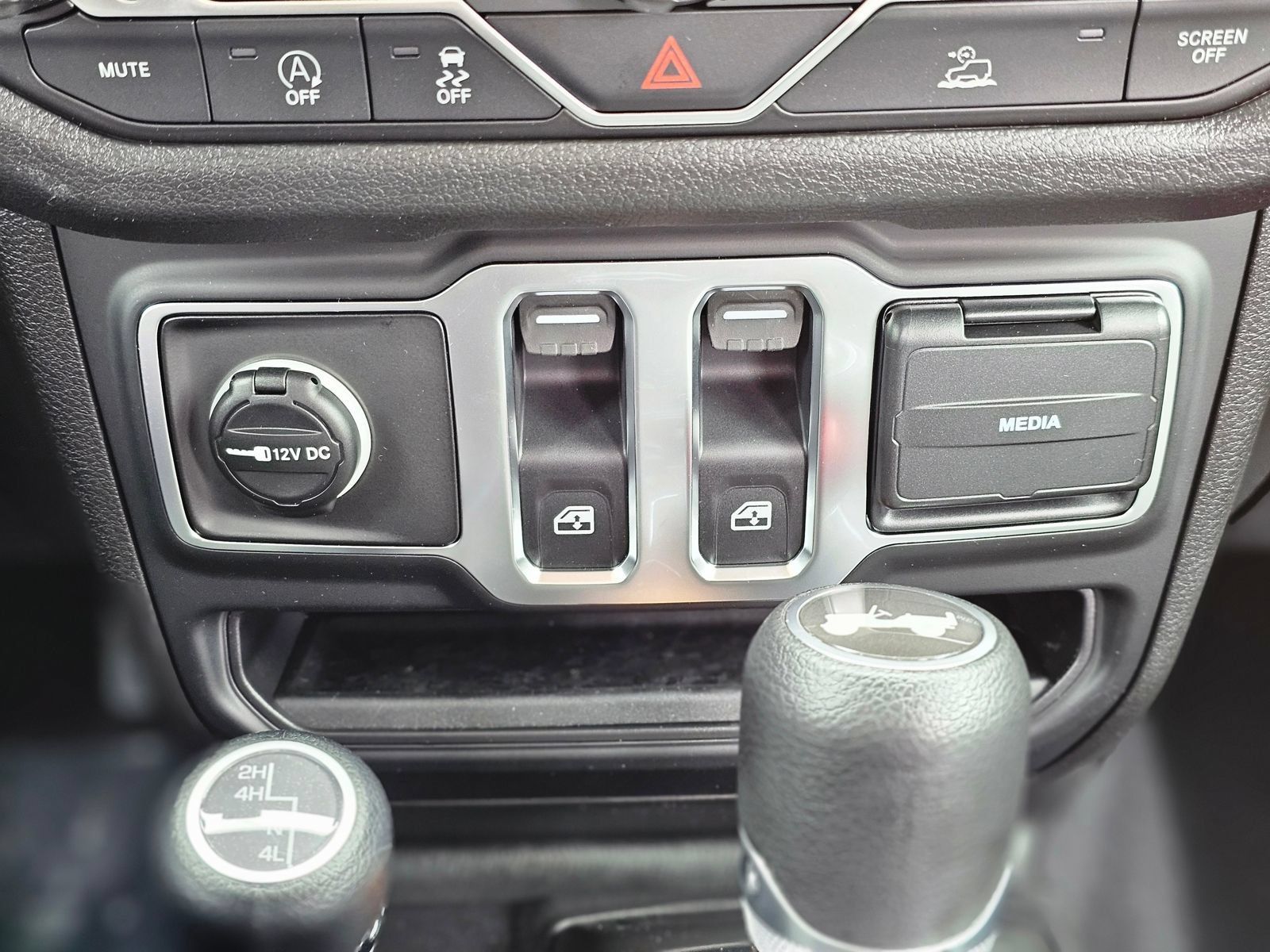 New 2026 Jeep Wrangler Sport AWD/4WD image 15