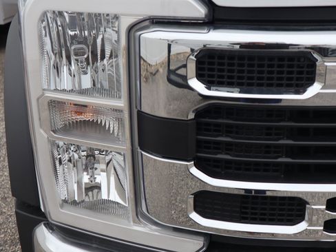 New 2026 Ford F550 4x4 Crew Cab image 11