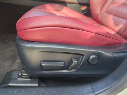 Used 2020 Lexus IS 300 F Sport image 10