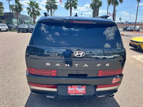 Used 2025 Hyundai Santa Fe Limited FWD image 5