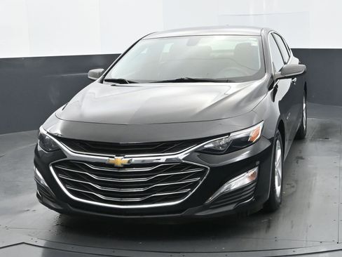Used 2021 Chevrolet Malibu LS image 8
