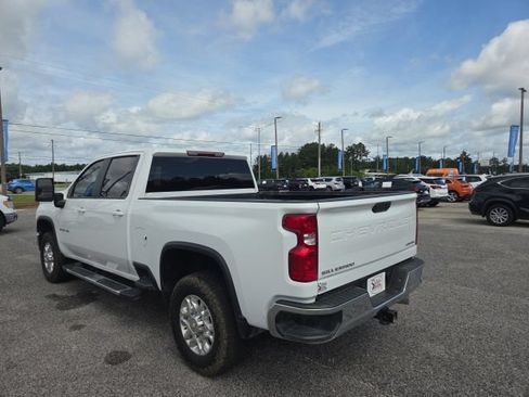 Used 2025 Chevrolet Silverado 2500 LT AWD/4WD image 9