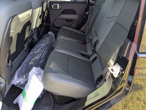 New 2026 Jeep Gladiator Mojave image 26