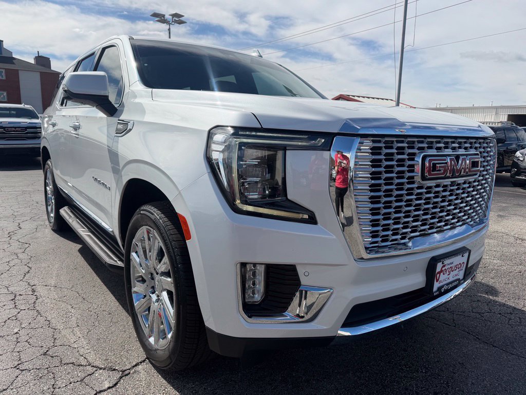 Used 2021 GMC Yukon SLT w/ SLT Luxury Plus Package RWD image 5