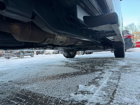 Used 2020 Ford F350 Lariat w/ Lariat Ultimate Package image 24