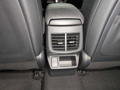 Certified 2024 Kia Seltos SX w/ SX Sunroof Package AWD/4WD image 22