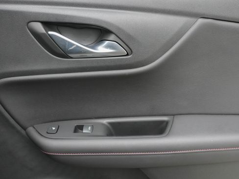 Used 2022 Chevrolet Blazer RS w/ Enhanced Convenience Package image 33