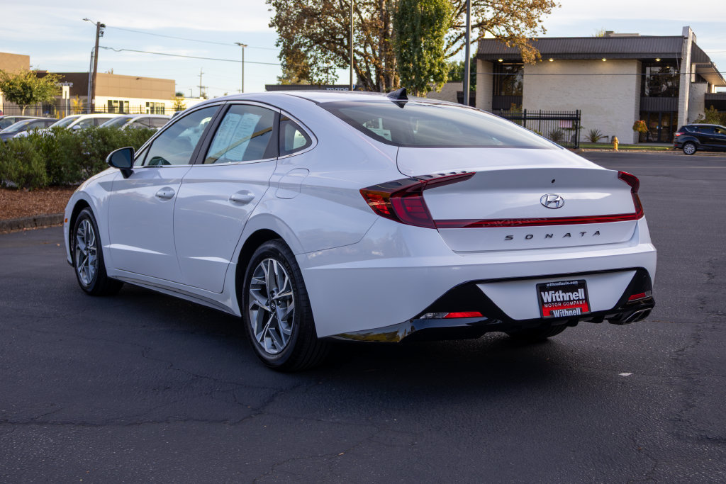 Used 2023 Hyundai Sonata SEL w/ Cargo Package FWD image 9