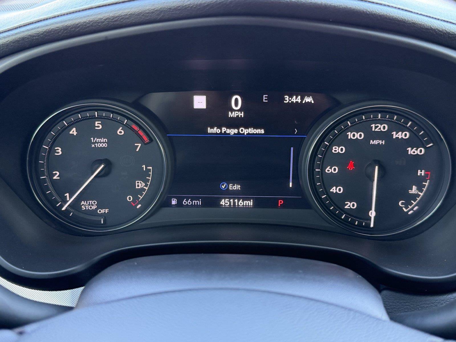 Used 2023 Cadillac XT4 Premium Luxury w/ Technology Package FWD image 28