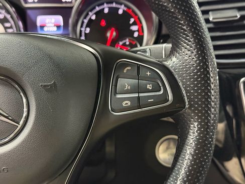 Used 2018 Mercedes-Benz GLE 350 GLE 350 4MATIC Sport Utility 4 w/ Premium 1 Package image 27