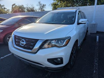 Used 2017 Nissan Pathfinder Platinum