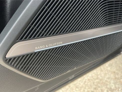 Used 2020 Audi Q5 Prestige image 12