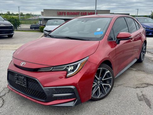 Used 2020 Toyota Corolla SE w/ SE Premium Package FWD image 1